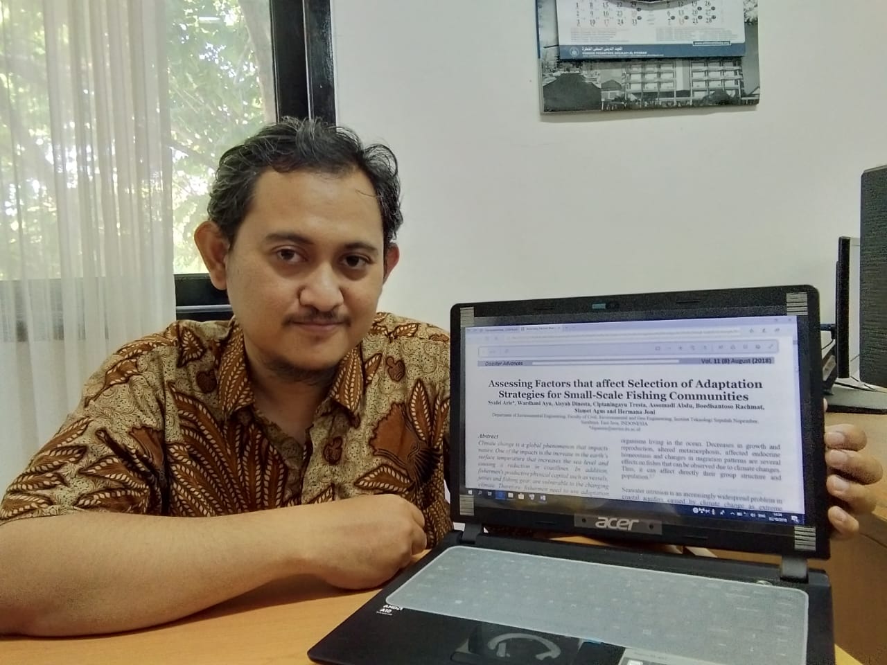 Dr Eng Arie Dipareza Syafei ST MEPM, pakar lingkungan dari ITS menyoroti tentang bahayanya hujan es bagi pencemaran udara