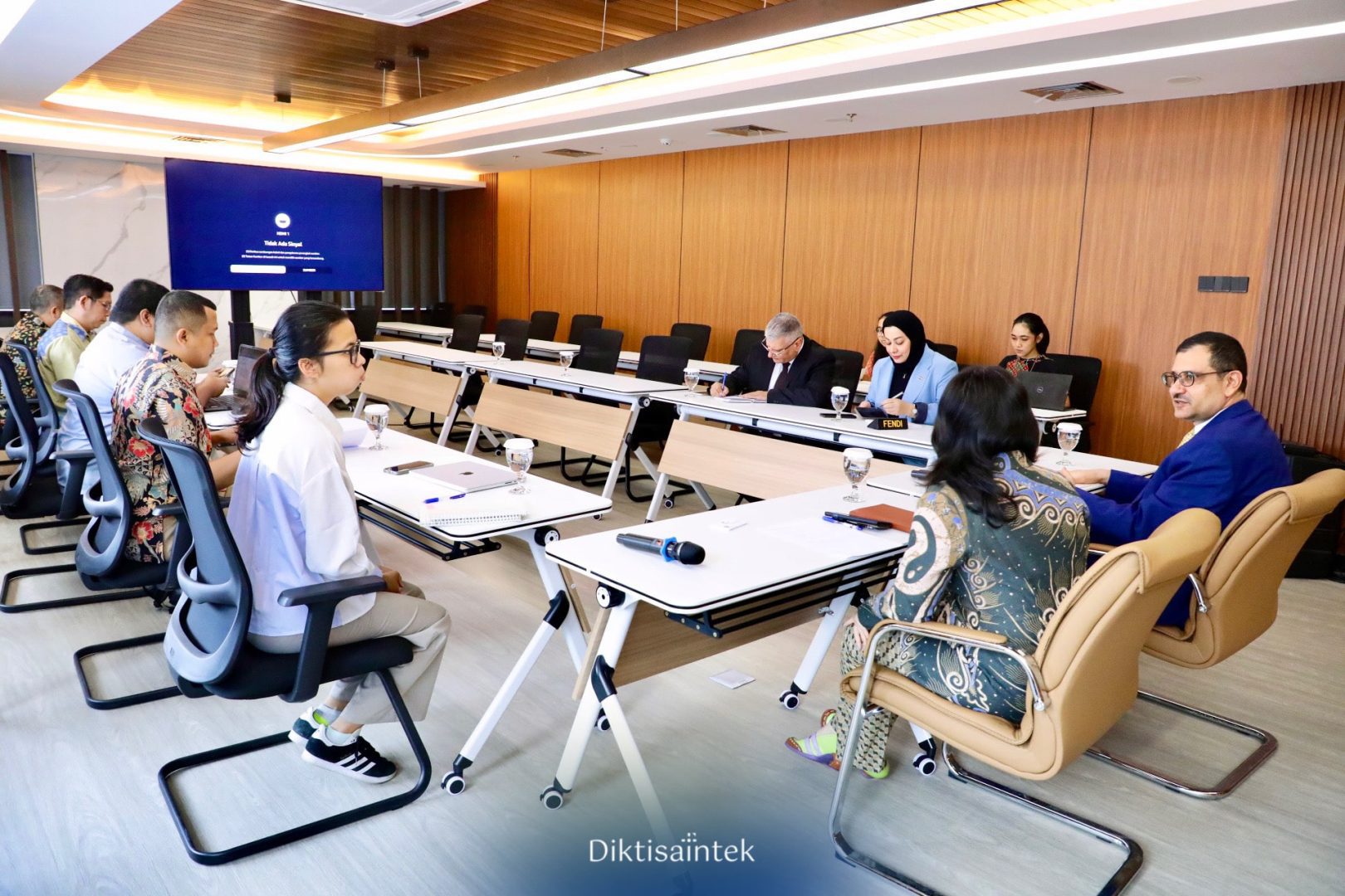 B7921318 1cf4 4a7e 80b8 eb156ff43fc1 min